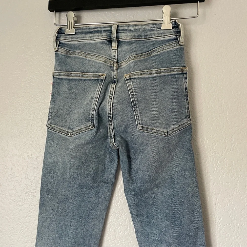 FREE PEOPLE , High Rise blue Jeans 24, NWT